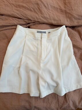 Vince Cream Tailored High-Rise Women’s Shorts